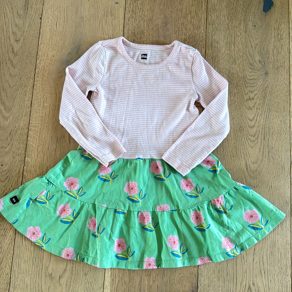 Twirl dress, spring flowers, pullover